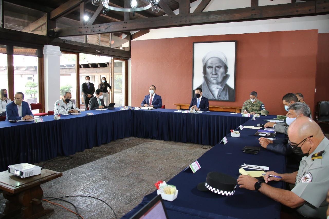 reunion gabinete  de seguridad silvano aureoles 